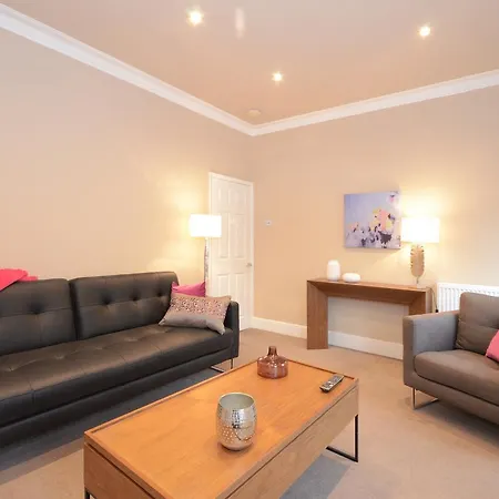 Lucy's Lodge- Stylish On Vibrant Bishy Road With Free Parking Appartamento York