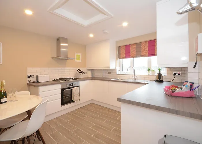 Lucy's Lodge- Stylish On Vibrant Bishy Road With Free Parking Apartamento York